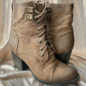 Steve Madden boots